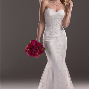 Maggie Sottero Wedding Dress🌻Host Pick🌻